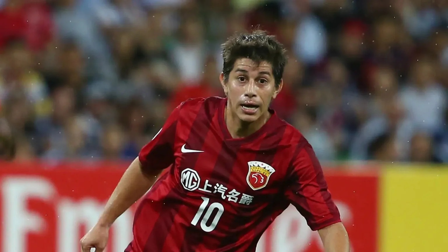 Dario em partida pelo Shangai Sipg em partida do Campeonato Chinês