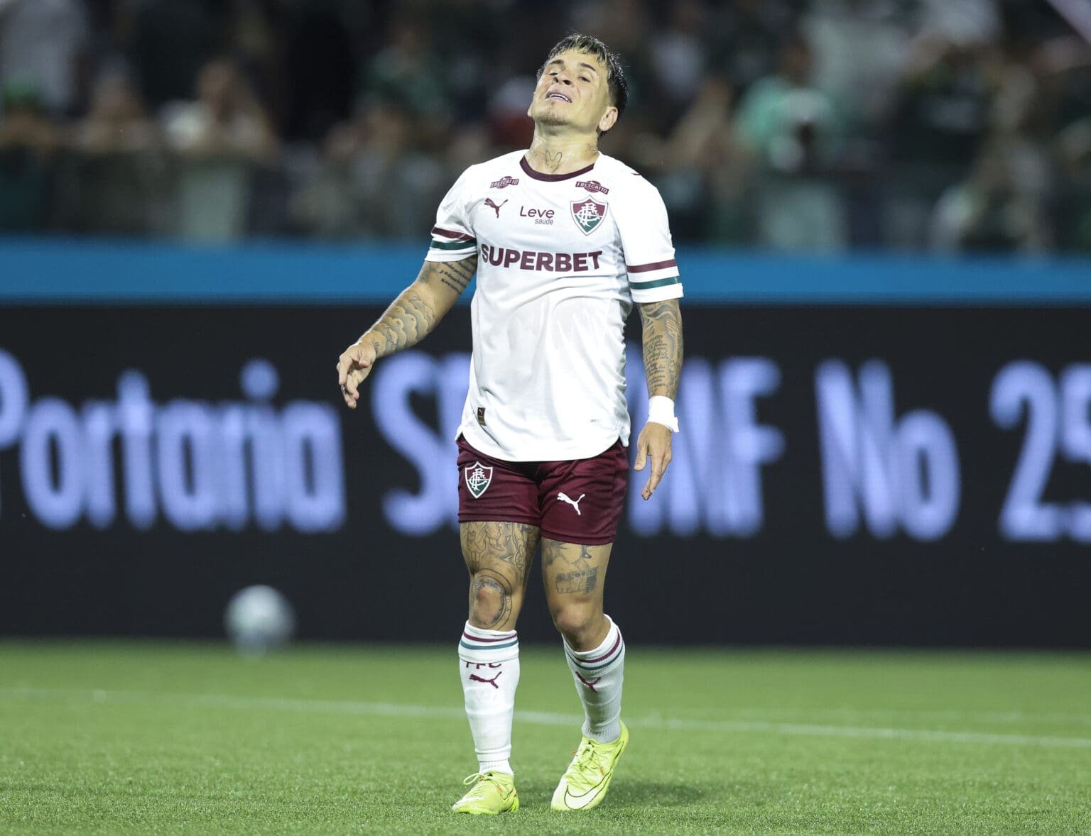 Soteldo lamenta chance em campo pelo Fluminense