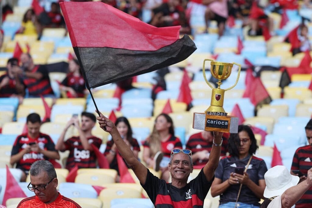 Ingressos de Fluminense x Flamengo: liberada a venda para rubro-negros