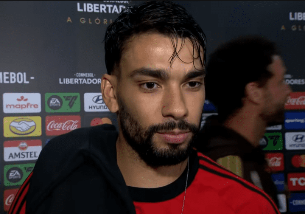 Lucas Paquetá detalha bastidores de convocação e garante foco em Flamengo x Palmeiras Lucas Paquetá concede entrevista após Flamengo x Estudiantes