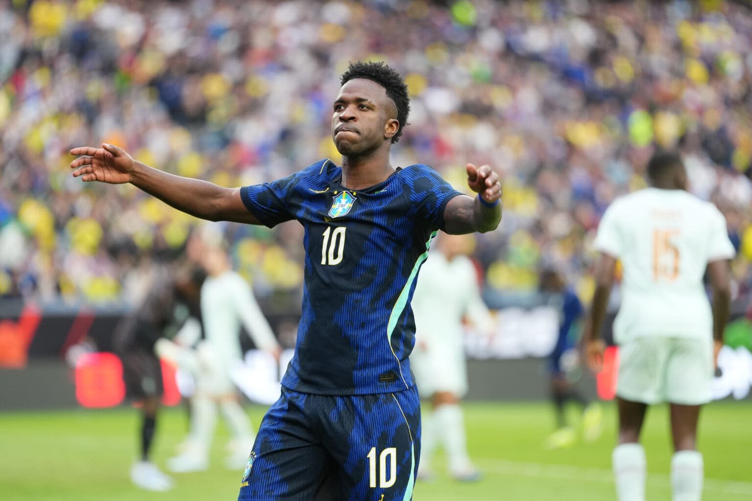 Vini Jr, ex-Flamengo, na Seleção Brasileira