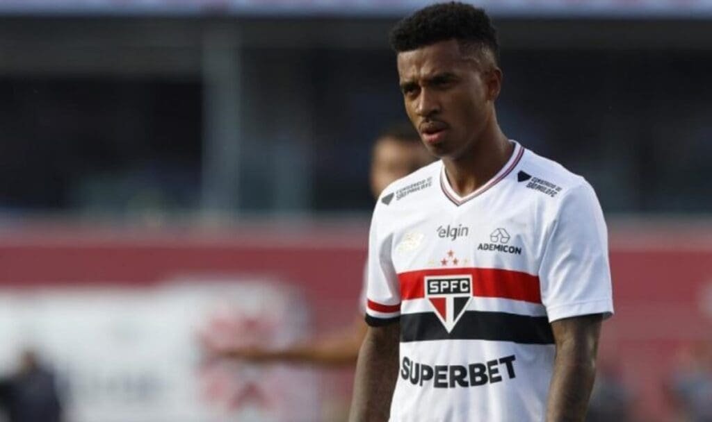 Flamengo recebe má notícia por Marcos Antônio, do São Paulo flamengo marco antônio são paulo