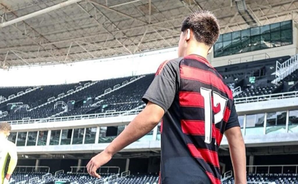 Porto Vitória anuncia contratação de ex-meia do Flamengo guilherme ruck flamengo porto vitória