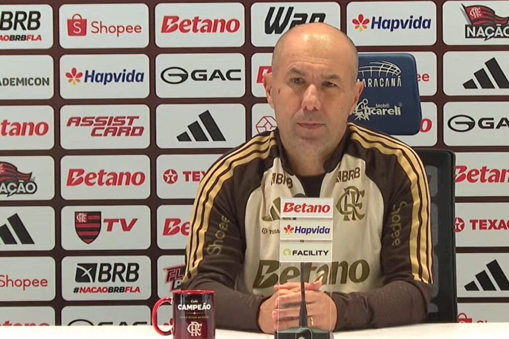 Leonardo Jardim diz em qual posição Flamengo mais precisa de reforços leonardo jardim flamengo coletiva