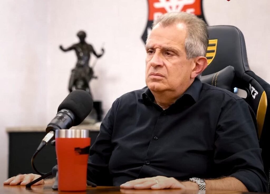 Bap durante entrevista na Gávea