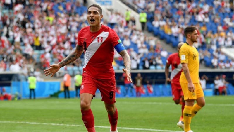 Paolo Guerrero comemorando Gol na Copa Mundo de 2018