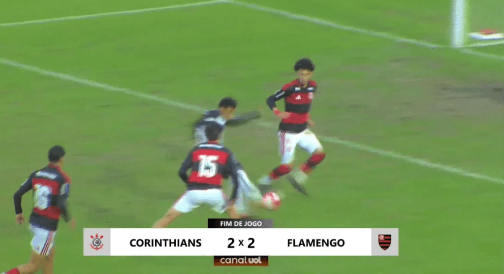 Flamengo sofre gol de empate do Corinthians no fim da partida