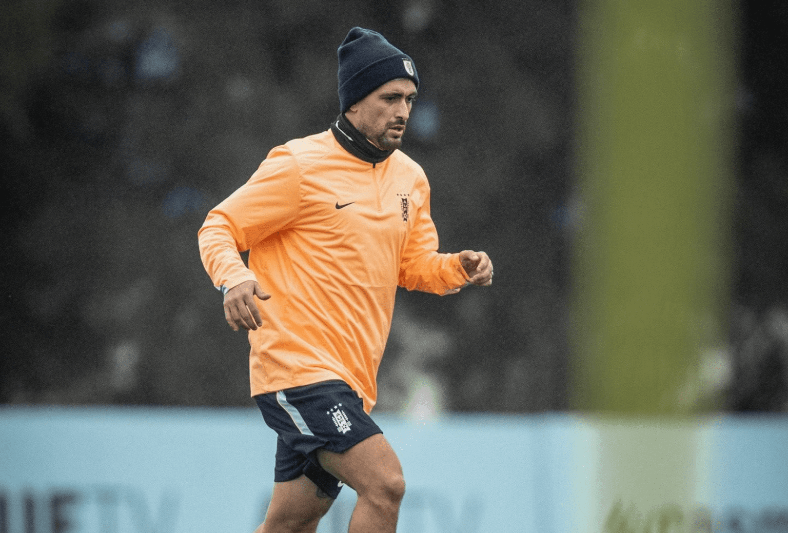 Arrascaeta durante treino do Uruguai em preparação para a Copa do Mundo