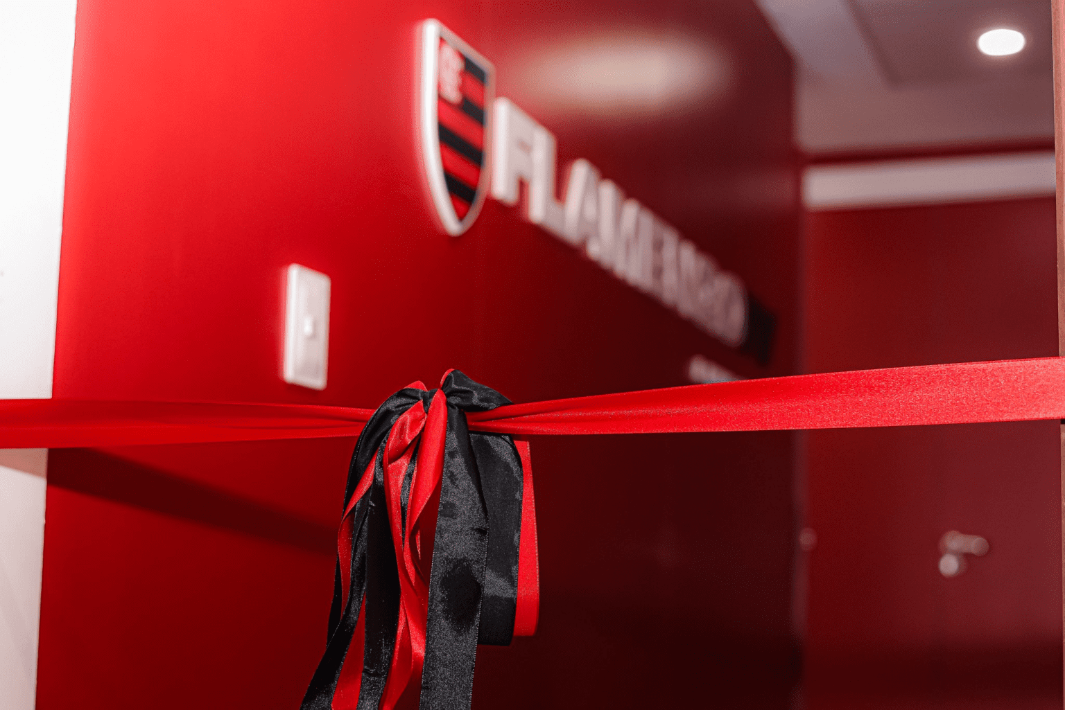 Flamengo TV domina Top 10 vídeos mais assistidos do futebol brasileiro em 2026 Estúdio da Flamengo TV