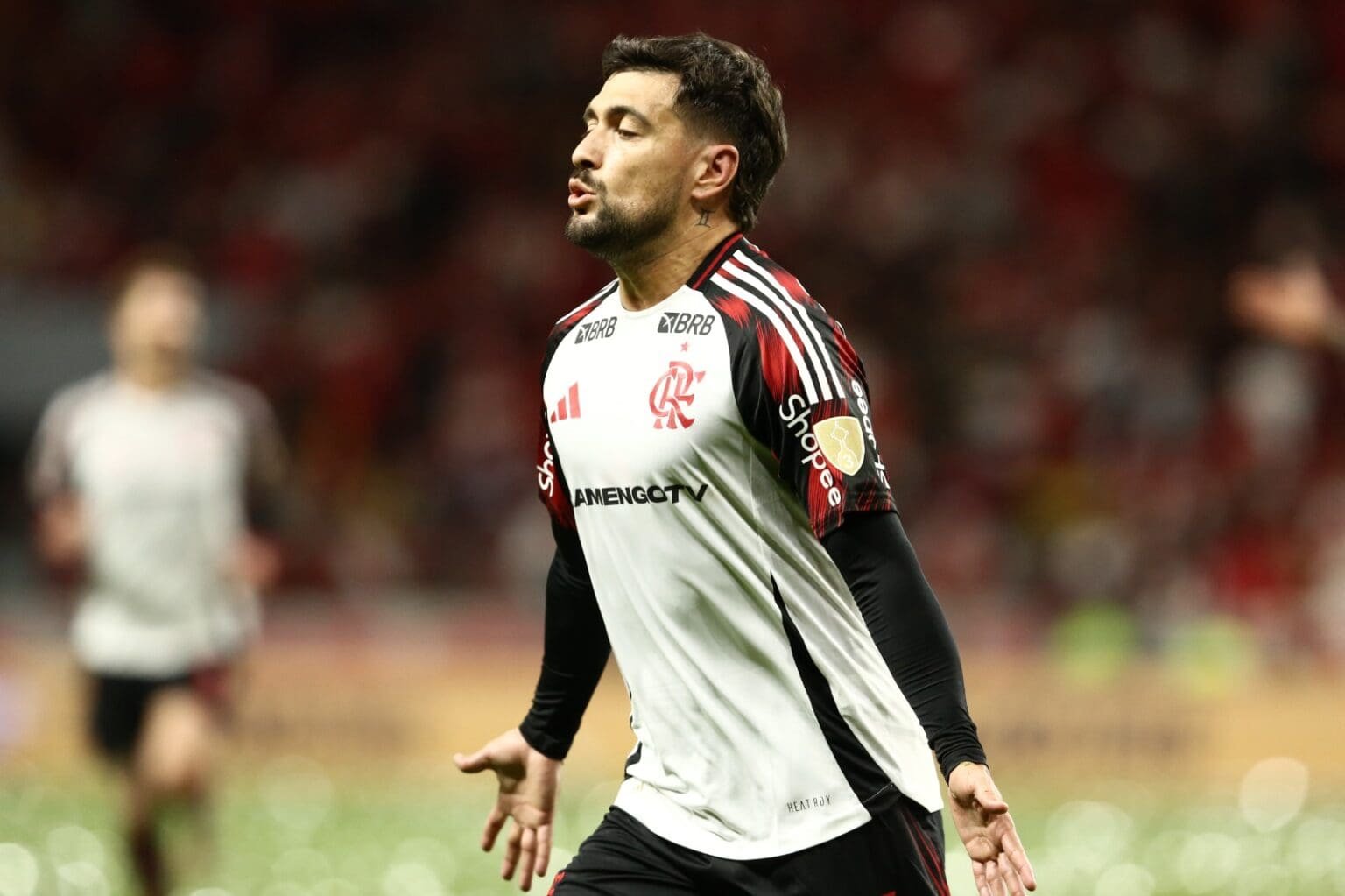 Arrascaeta em Internacional x Flamengo no Beira-Rio