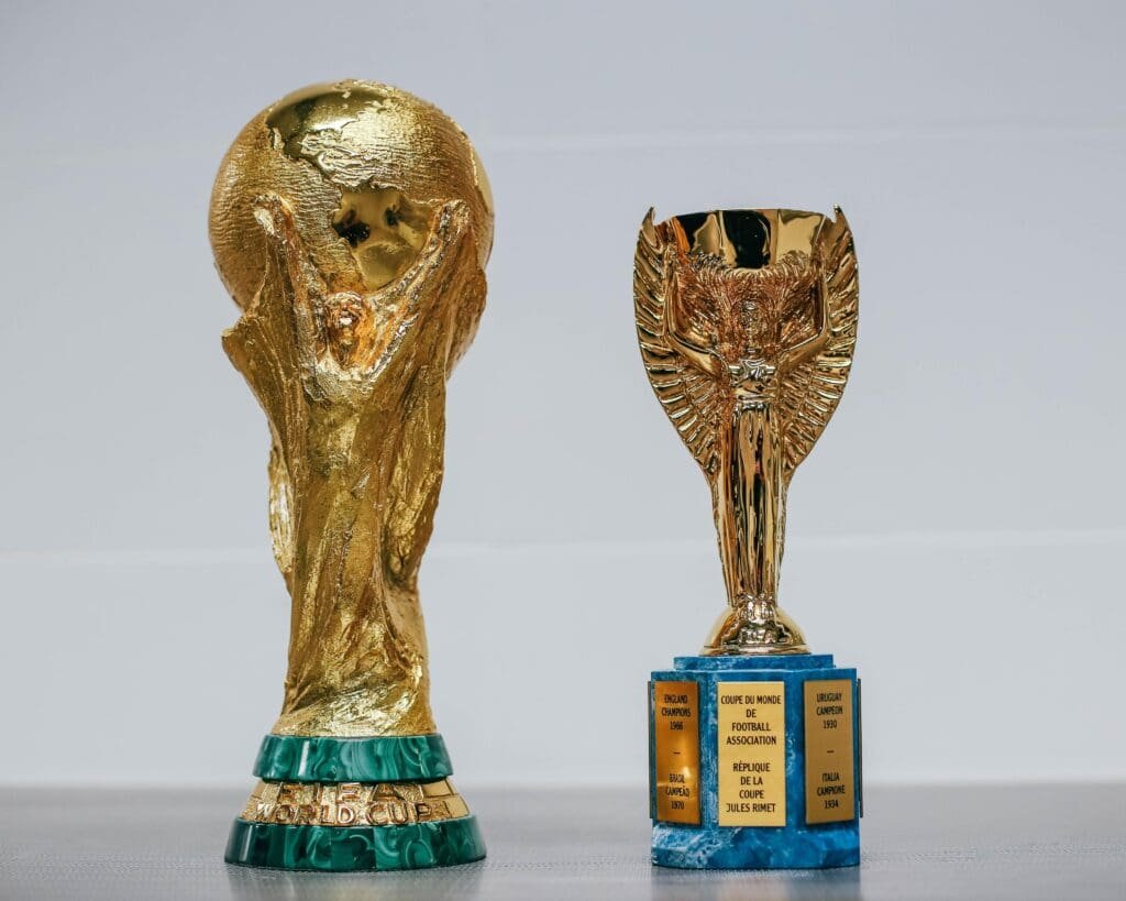 Taças da Copa do Mundo de 1994 e 1970