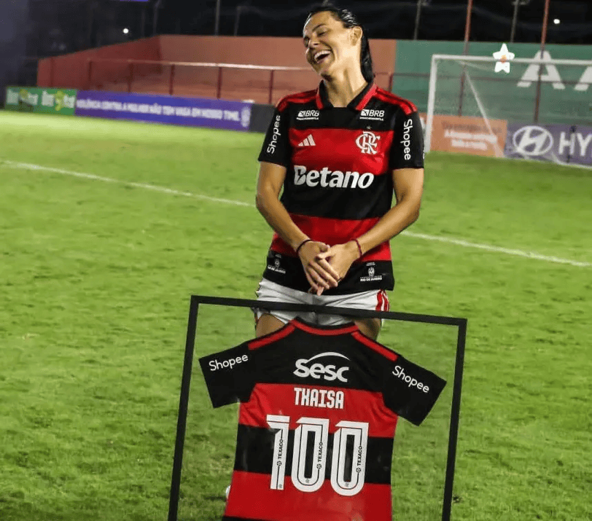 Thaisa completa 100 jogos a poucos dias de deixar o Flamengo Thaisa Moreno comemora 100 jogos pelo Flamengo