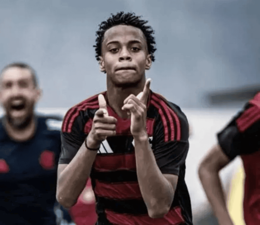 Bayern de Munique observa jovem do Flamengo Kauã Pavuna comemora gol pelo Flamengo