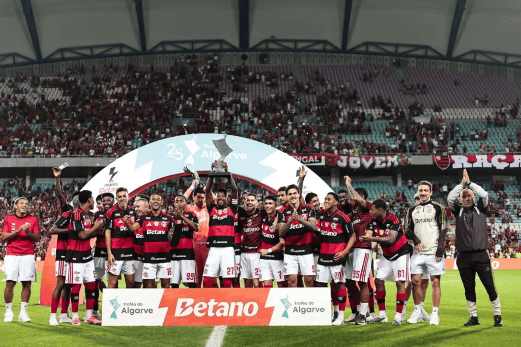 Flamengo campeão do Troféu do Algarve