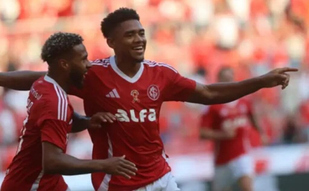 internacional joão victor flamengo