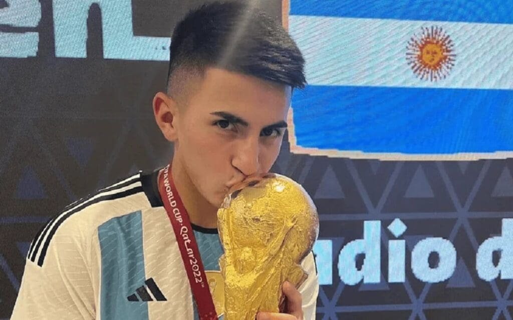 Flamengo fica um pouco mais perto de Thiago Almada; entenda thiago almada flamengo argentina