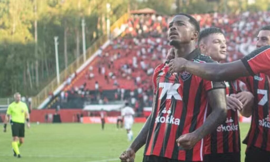 cacá vitória flamengo