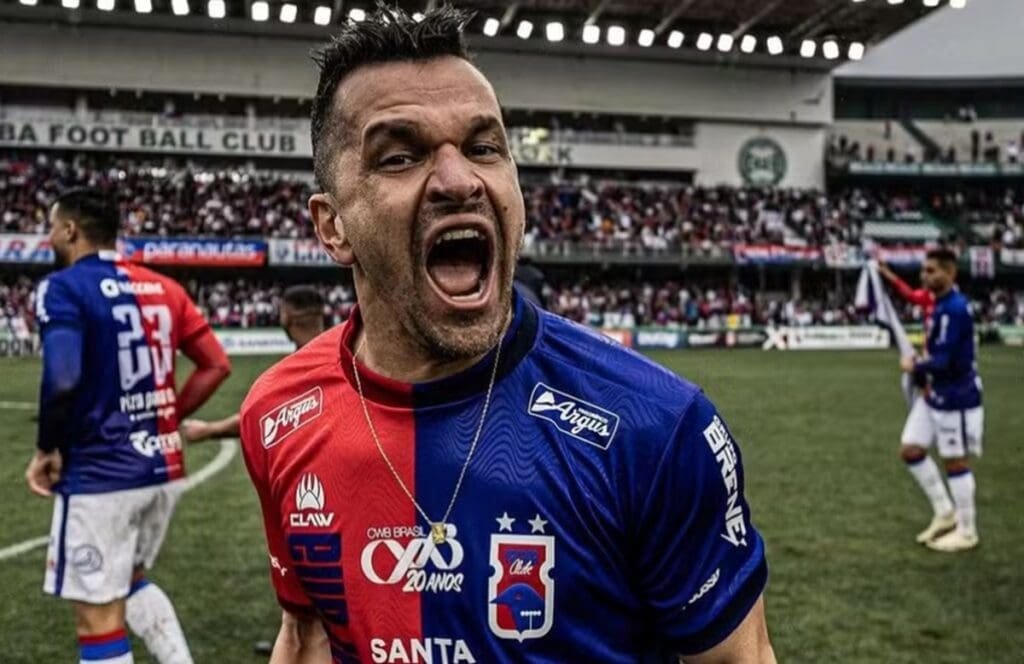 Lateral que jogou no Flamengo em 2008 anuncia aposentadoria; veja eltinho ex-flamengo paraná