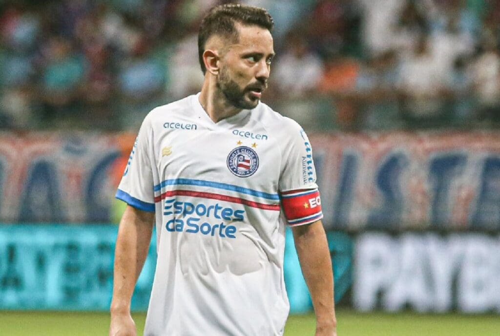 everton-ribeiro-ex-flamengo-pelo-bahia
