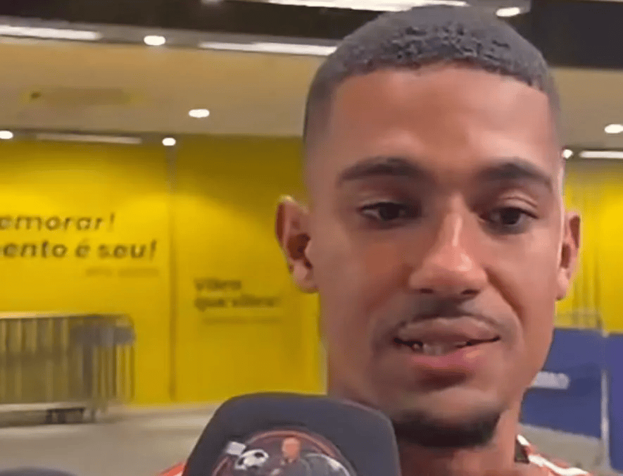 Samuel Lino diz que Flamengo perdeu para si mesmo no Mineirão Samue Lino na zona mista do Mineirão
