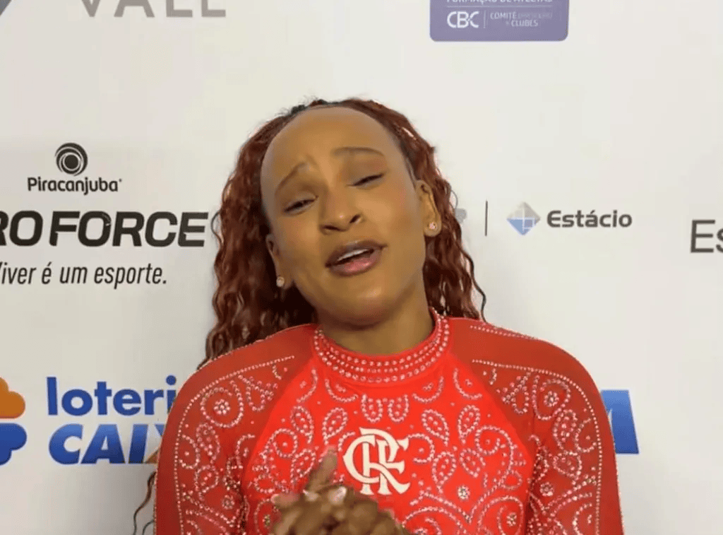 Rebeca Andrade vibra com maior nota do mundo no salto Rebeca Andrade vibra com pontuação no salto pelo Flamengo