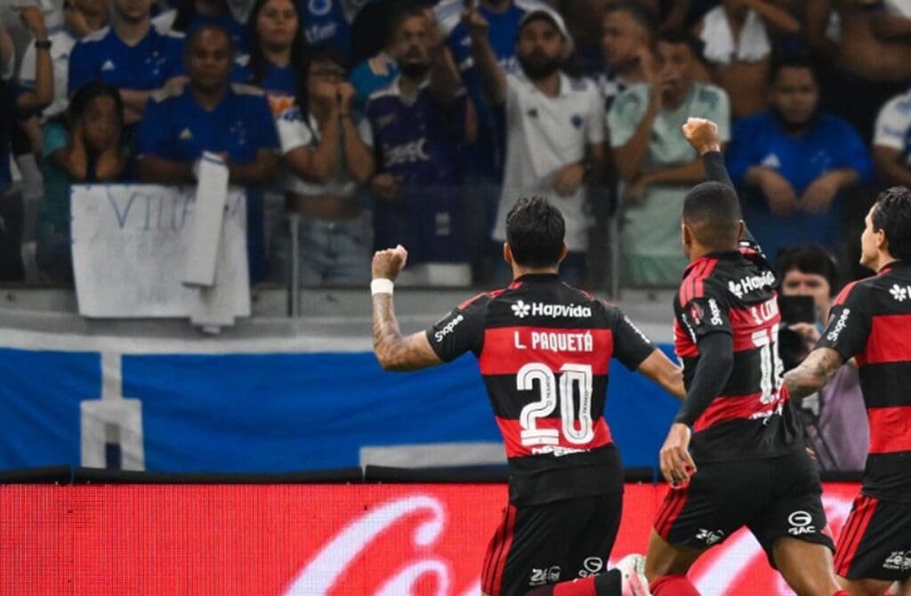 lucas paquetá flamengo cruzeiro mineirão
