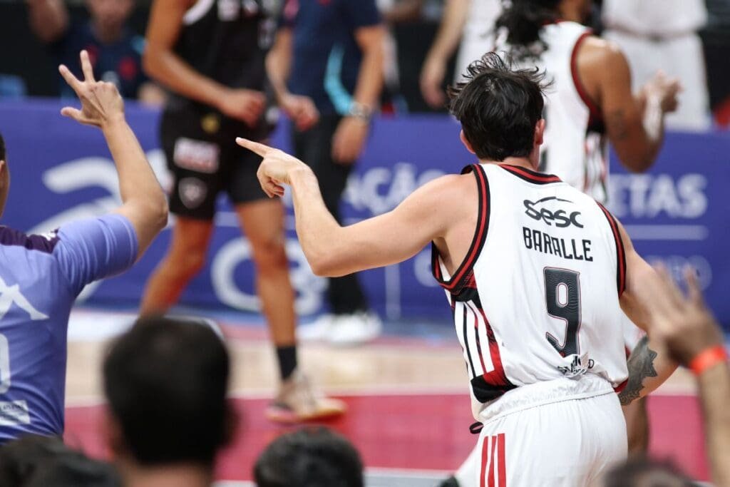 Onde assistir Botafogo x FlaBasquete. Baralle brilhou no último duelo
