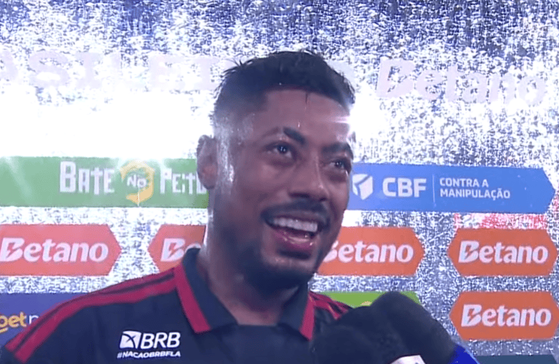 Bruno Henrique celebra mais um gol decisivo pelo Flamengo e elogia Freitas Bruno Henrique concede entrevista após Flamengo x Corinthians