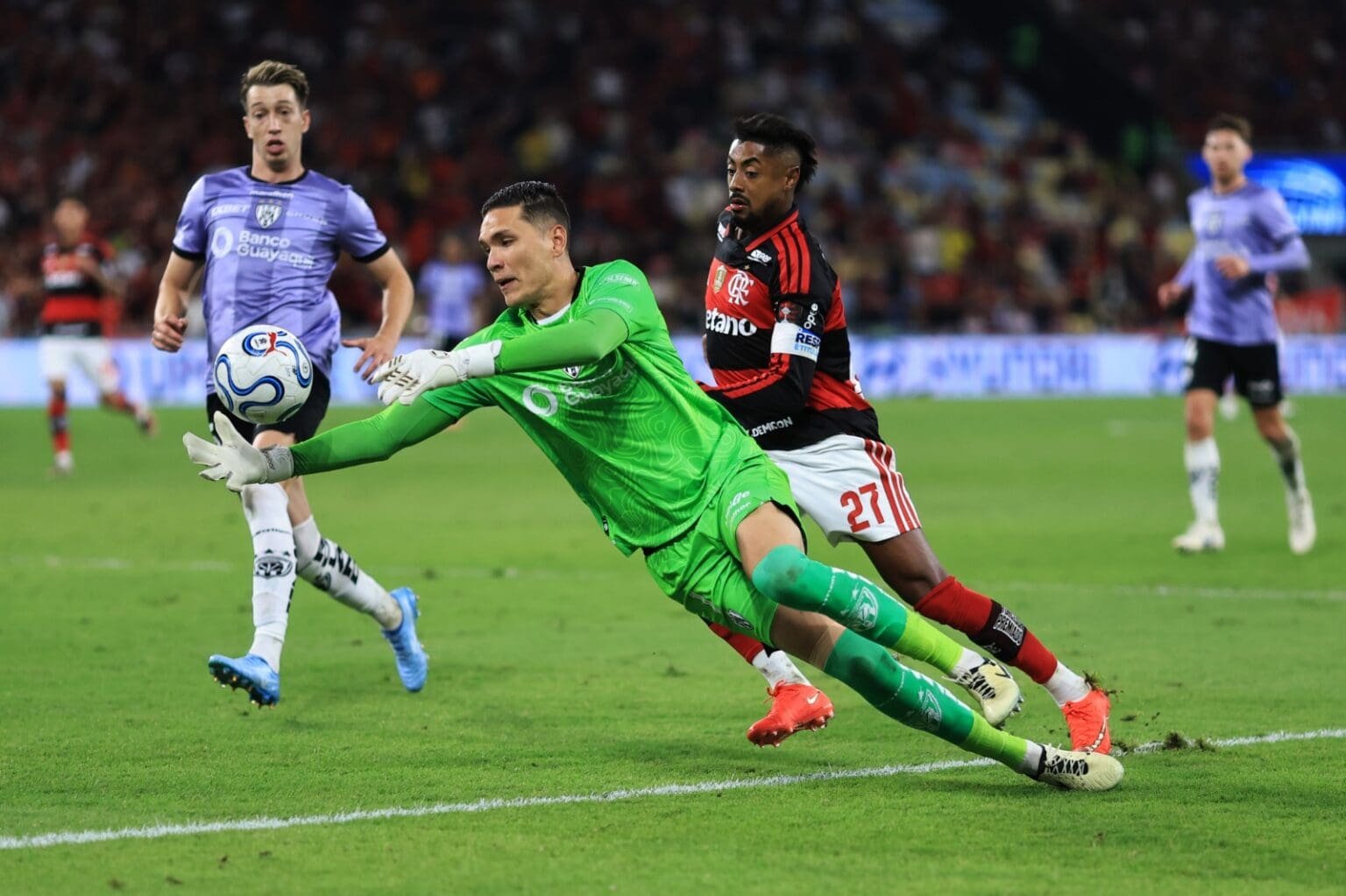 Bruno Henrique em Flamengo x Del Valle