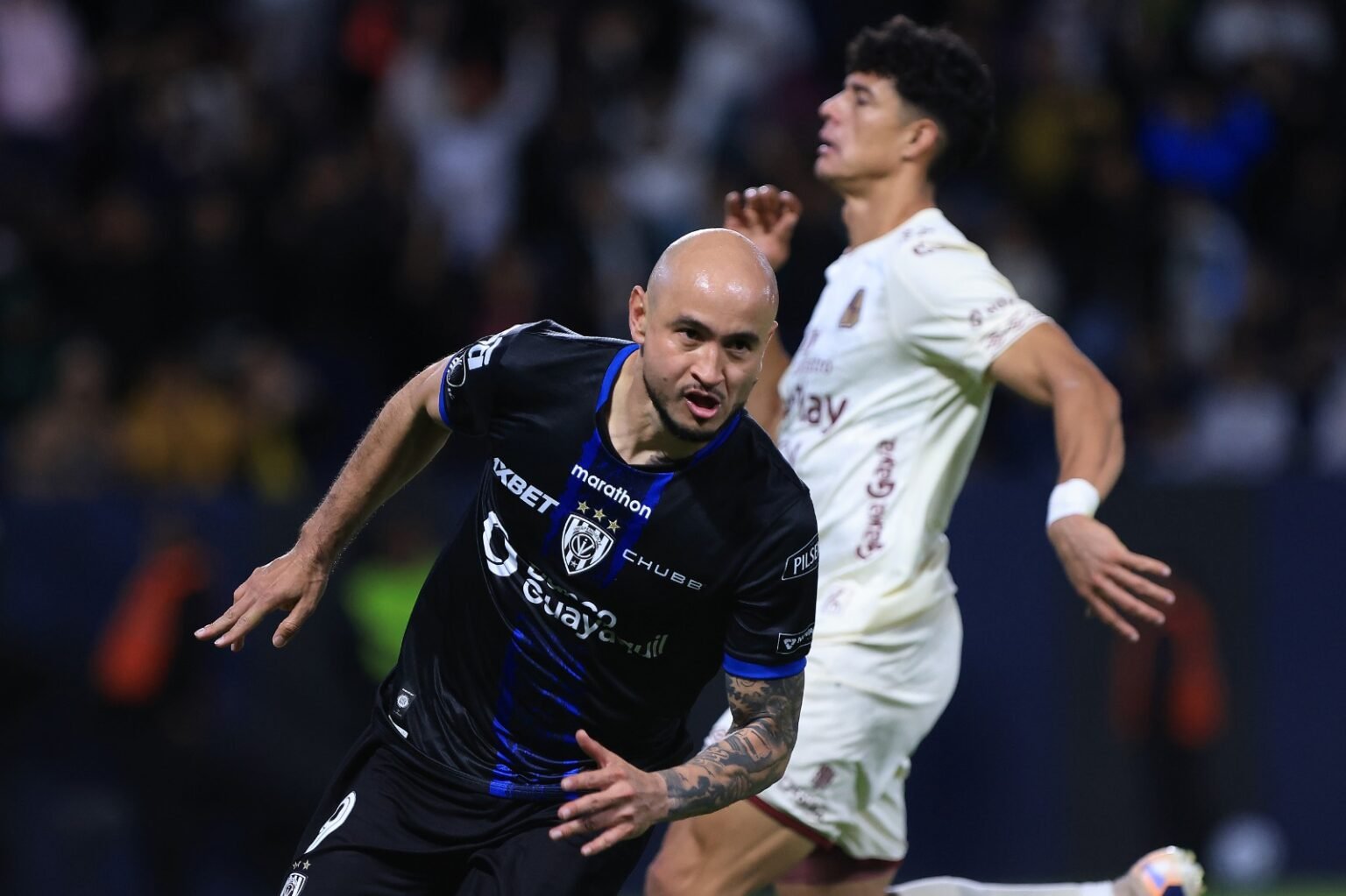 Del Valle perde principal arma ofensiva para decisão contra Flamengo na Libertadores Charly González comemora gol pelo Independiente del Valle