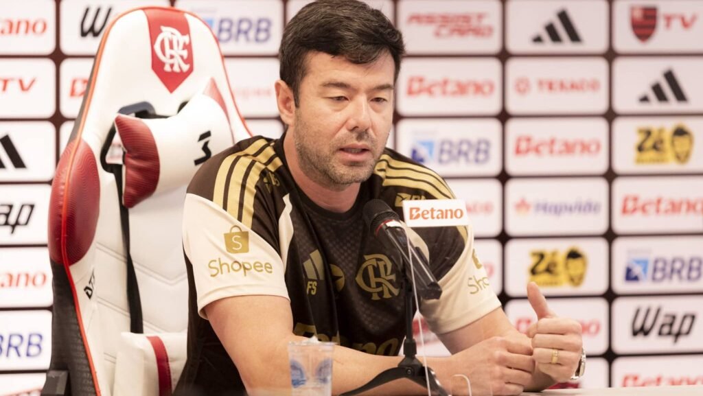 Médico do Flamengo explica lesão de Arrascaeta e revela detalhes da recuperação Fernando Sassaki, médico do Flamengo: doutor falou sobre a cirurgia de Arrascaeta