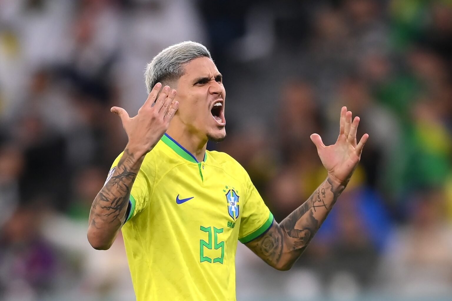 Pedro comemora pênalti convertido pela Seleção Brasileira; convocados do Flamengo vão atuar na Data Fifa