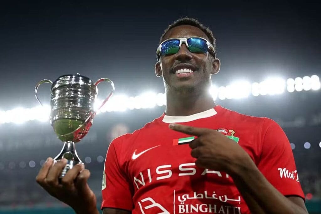 Ex-Flamengo naturalizado é convocado pela seleção dos Emirados Árabes Yuri César, ex-Flamengo, foi campeão nos Emirados Árabes Unidos
