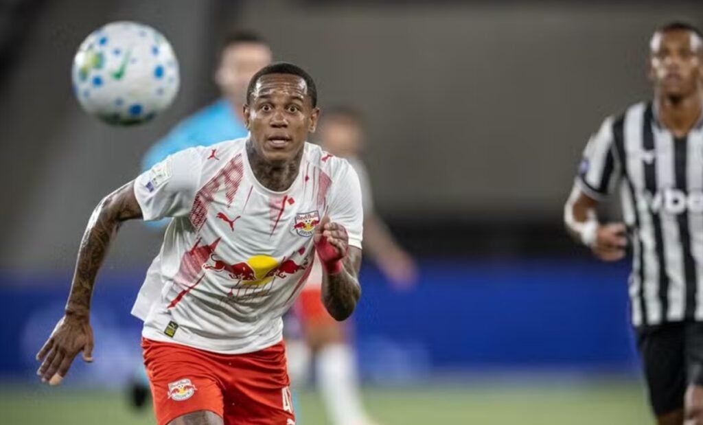 bragantino wallace yan flamengo