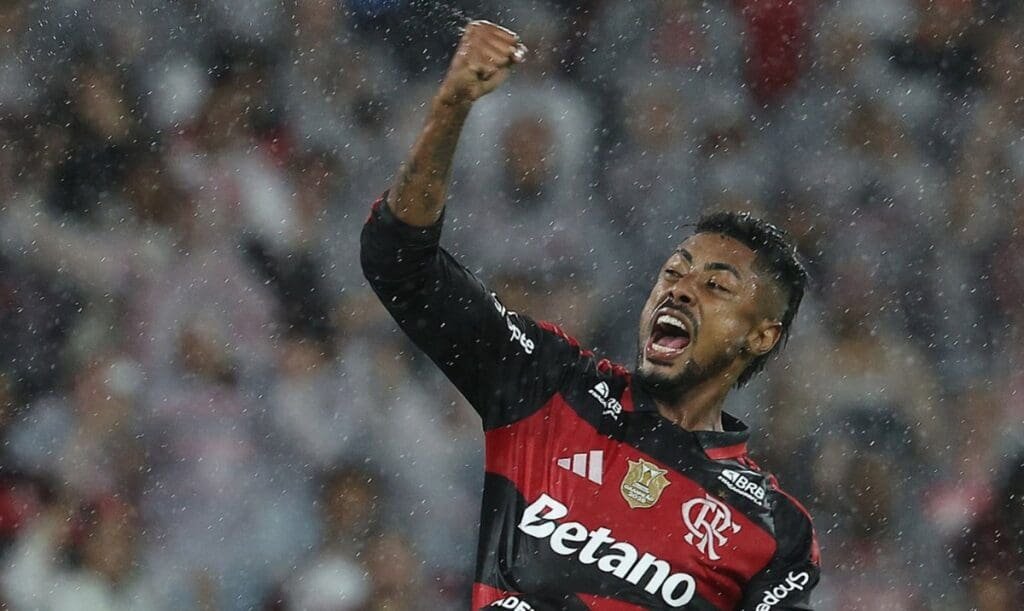 Flamengo venceu, mas o 2 a 1 esconde o que aconteceu contra o Corinthians bruno henrique flamengo corinthians