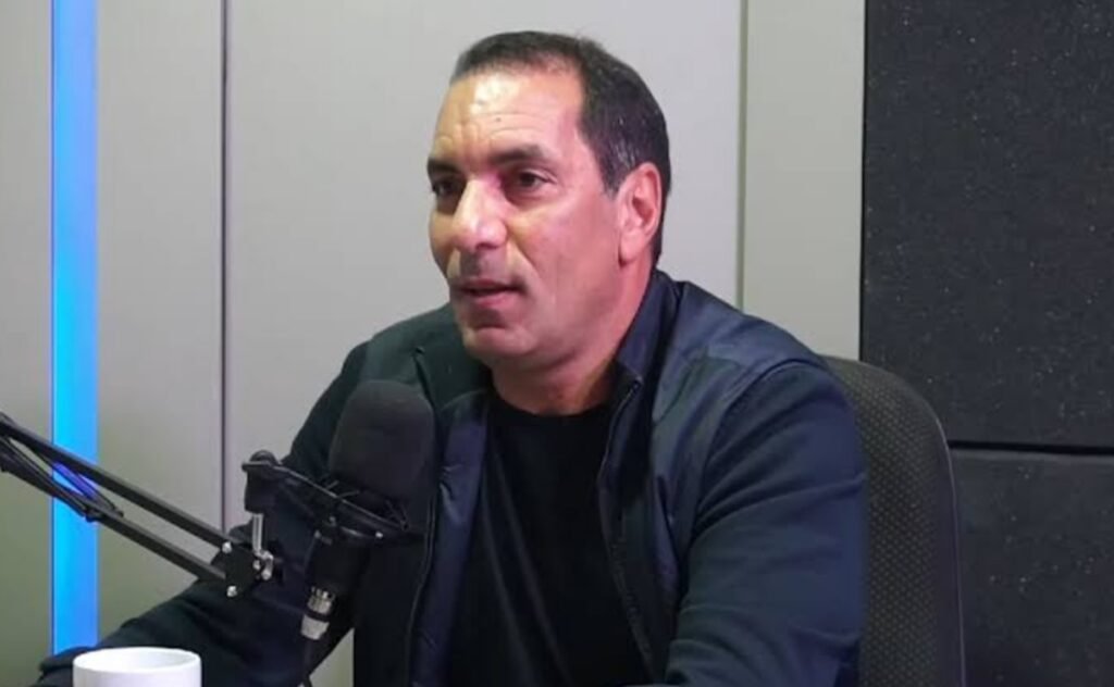 Edmundo ignora liderança do Flamengo e vê Vasco ‘muito superior’ edmundo vasco flamengo