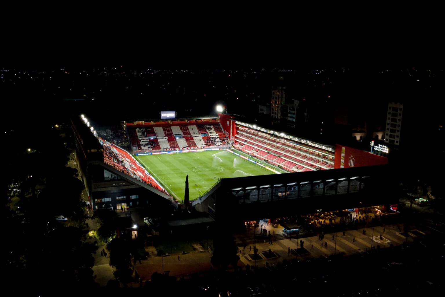 Estudiantes x Flamengo acontecerá no Estádio UNO com condição especial Estádio UNO em noite de Libertadores