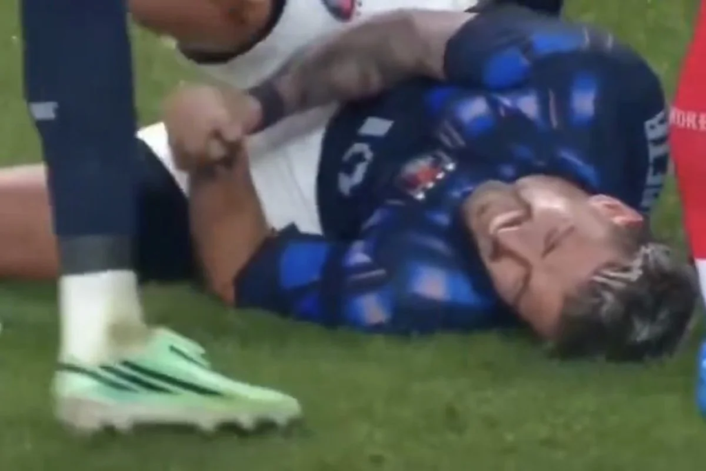 Arrascaeta com dores no punhoem jogo do Uruguai