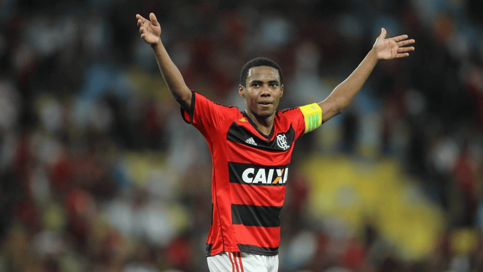 Ex-Flamengo, Elias se torna comentarista da ESPN Elias em campo pelo Flamengo