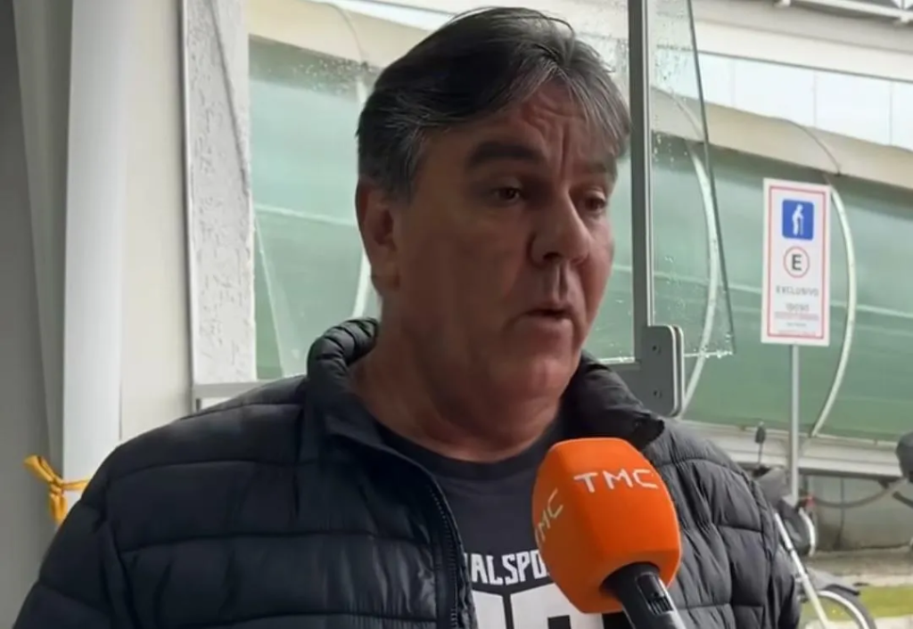 Coordenador do Trieste fala sobre Léo Pereira