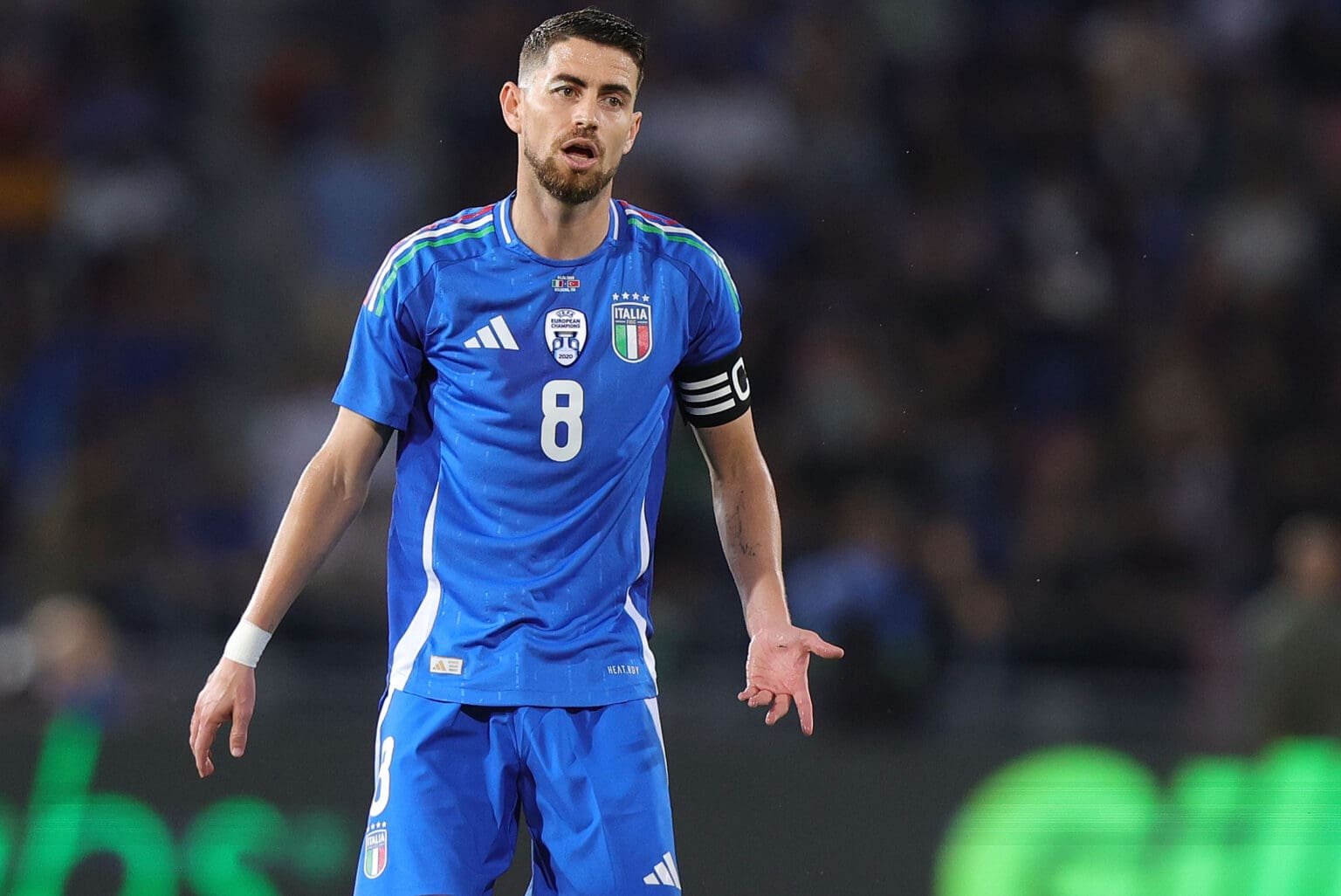 Jorginho em campo pela Seleção Italiana