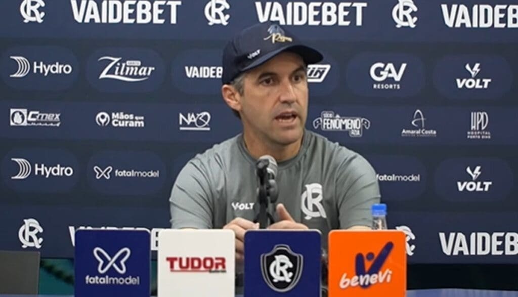 Técnico do Remo cita 2 virtudes do Flamengo que tentou bloquear leo condé remo flamengo