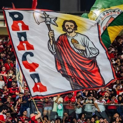 Bandeira da Raça Rubro-Negra com a imagem de São Judas Tadeu