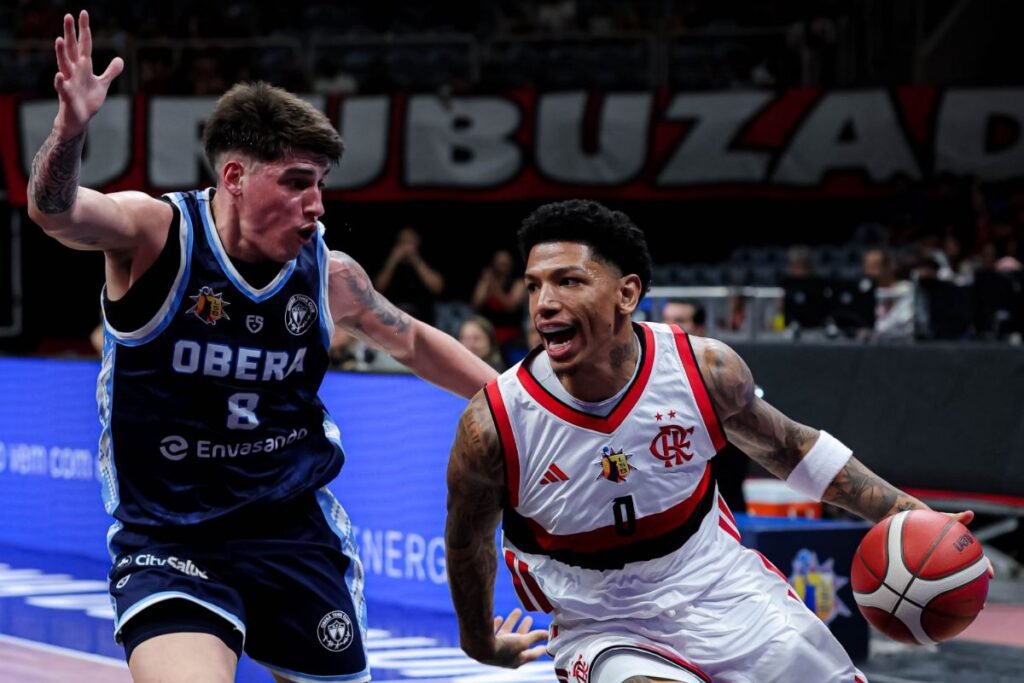 Didi Louzada foi importante na vitória do FlaBasquete contra o Oberá