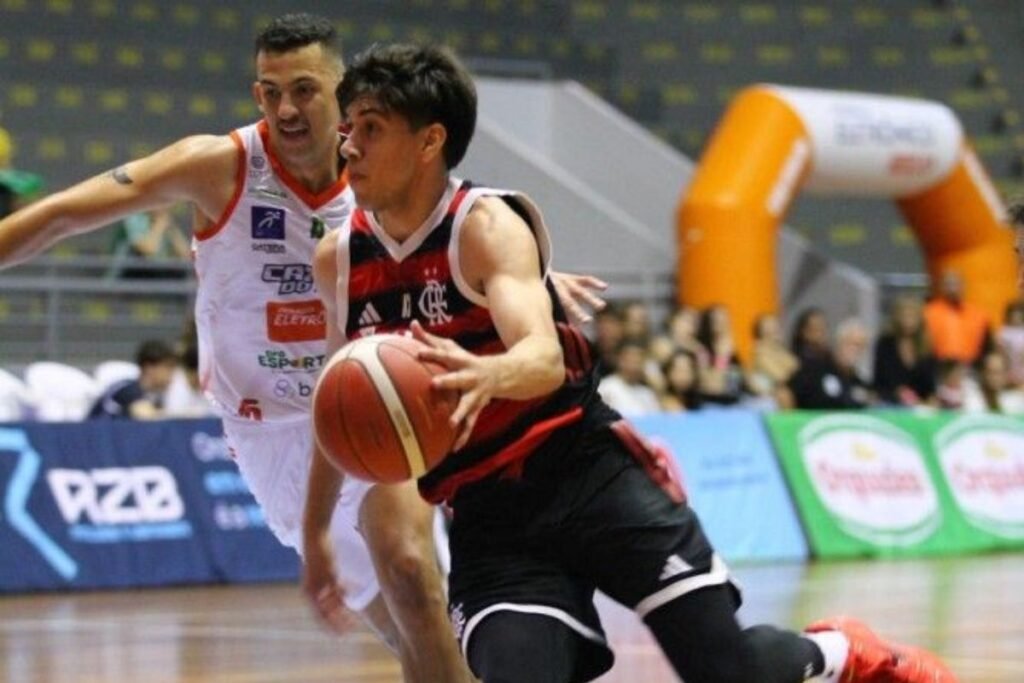 Saiba onde assistir FlaBasquete x Caxias do Sul. Negrete enfrentou eles na última temporada