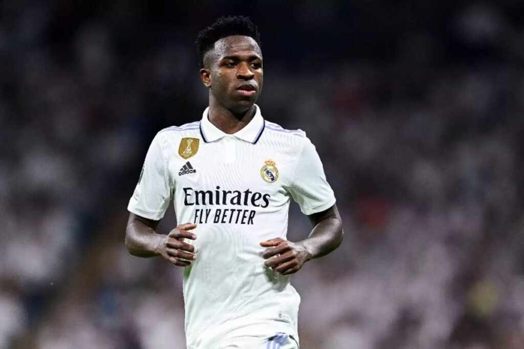 Por opção técnica, Mourinho deixa Vini Jr no banco e escala Real Madrid com Mbappé titular Vini Jr tem temporada ruim pelo Real Madrid