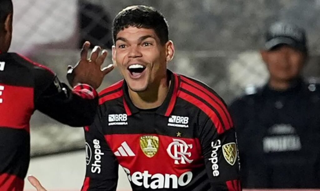 ayrton lucas flamengo vasco