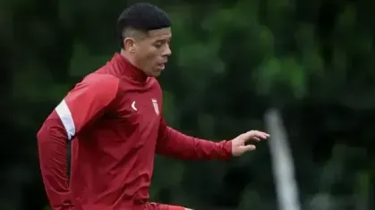 Conmebol recusa inscrição de Marcos Rojo e Estudiantes chega com defesa esfacelada Marcos Rojo em treino do Estudiantes