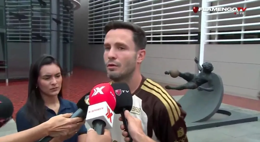Saúl lamenta lesão de Arrascaeta: ‘Vê o jogo diferente’ Saúl fala sobre Arrascaeta à Flamengo TV
