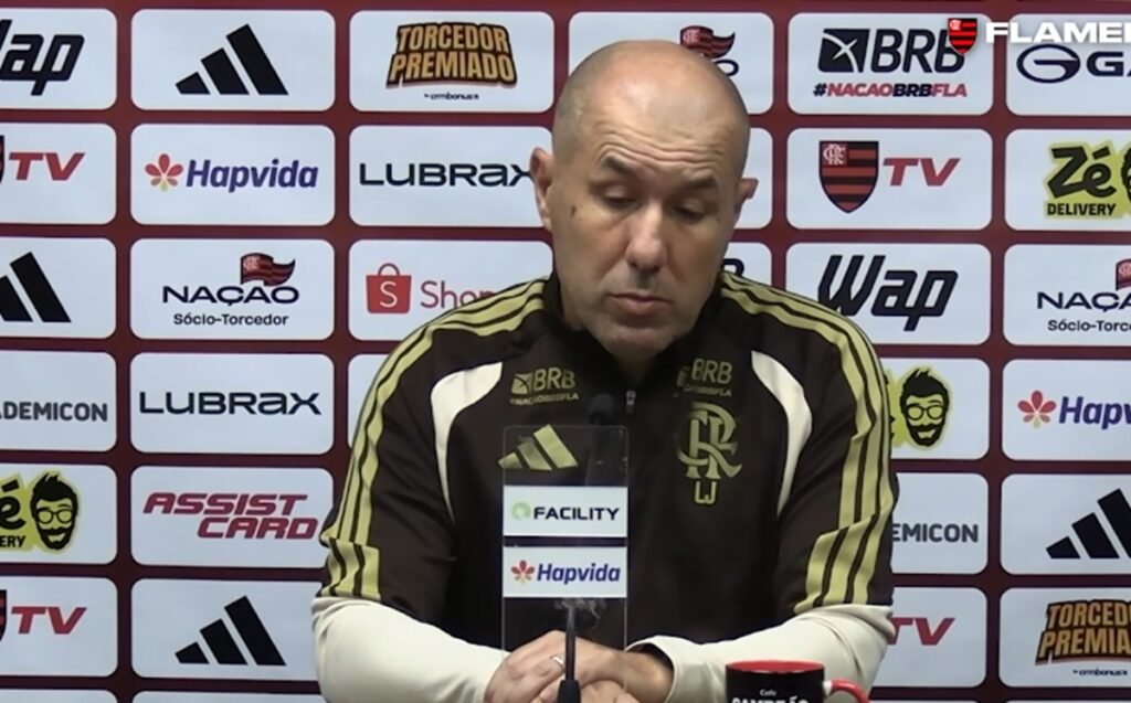 Leonardo Jardim faz confissão sobre Rossi: ‘Não é só um erro’ leonardo jardim flamengo santos